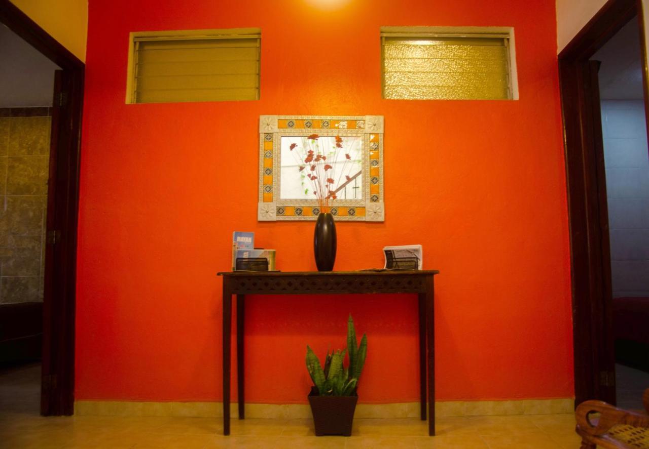Hotel Villa Angeles Campeche Buitenkant foto